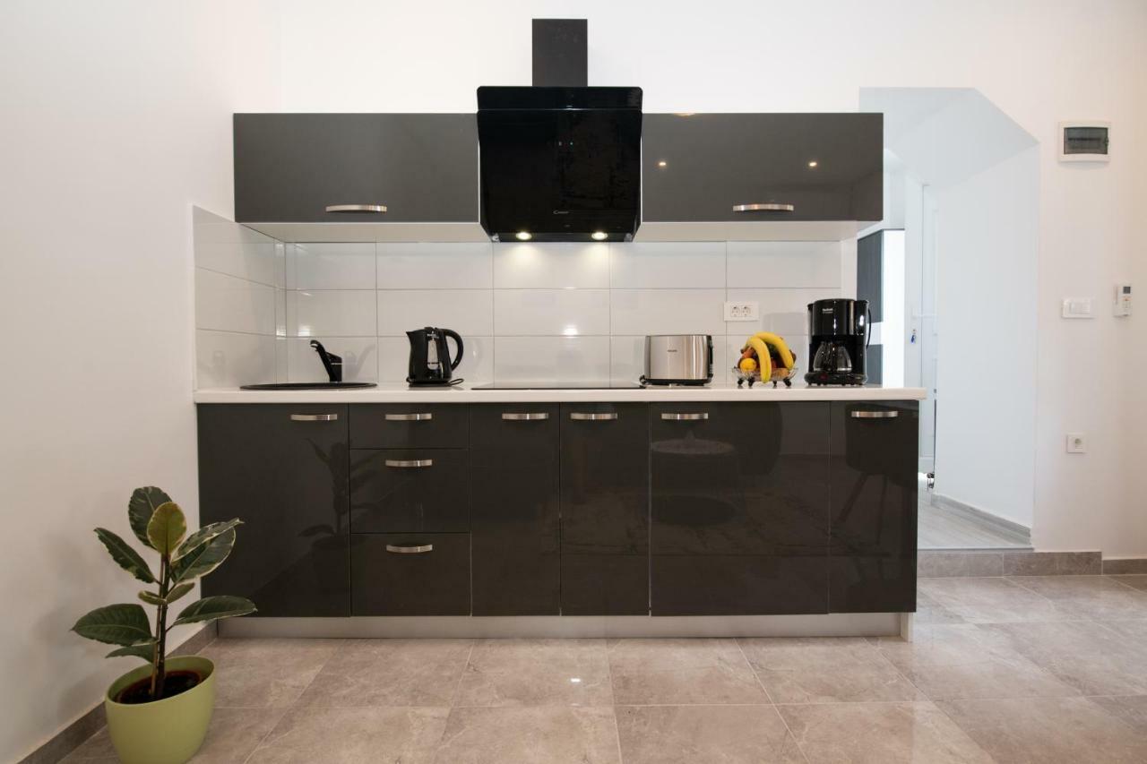 Apartment Emili أوباتيا المظهر الخارجي الصورة